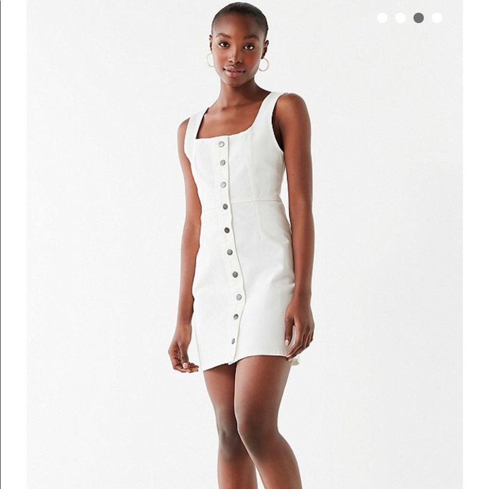 UO Button Denim Mini Dress white worn once size 6